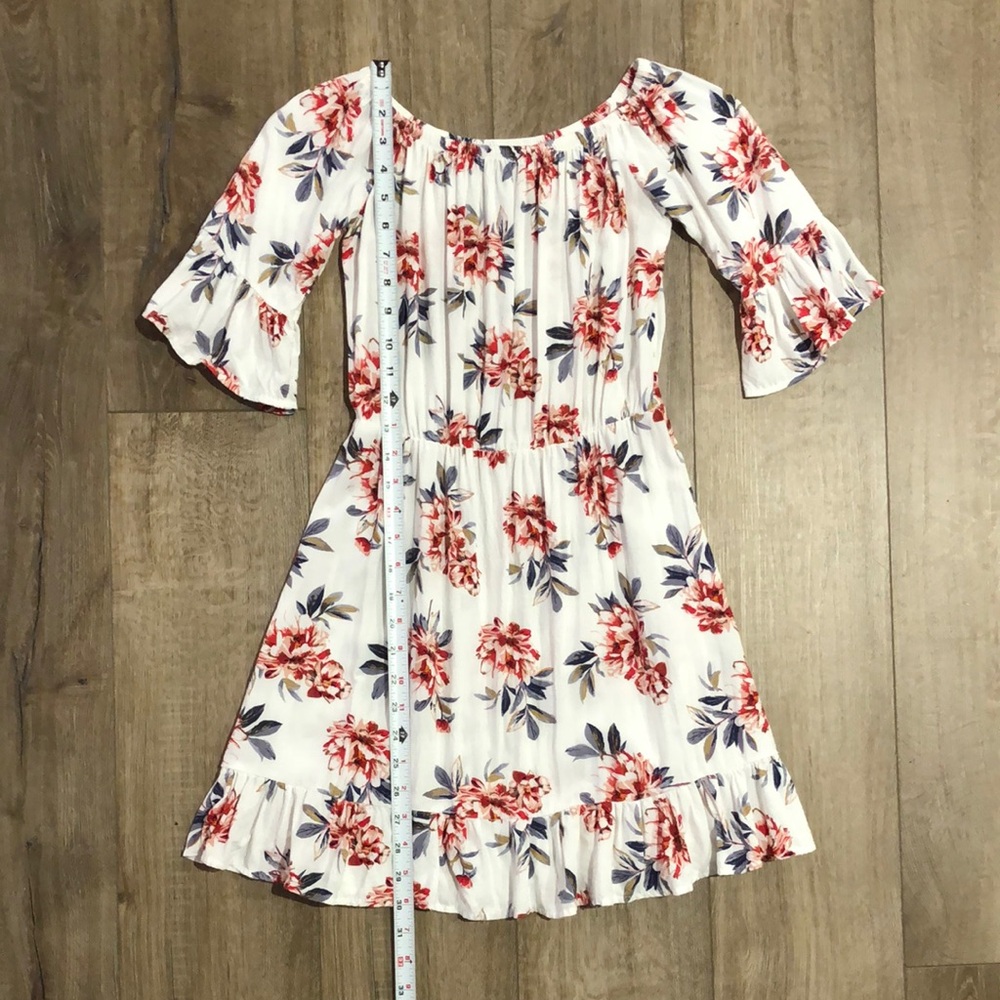 NEW LOOK Floral Ruffle Sleeve Mini Dress - Picture 6 of 9